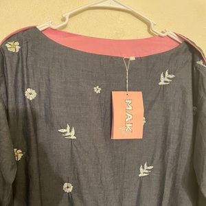 Girls blue top